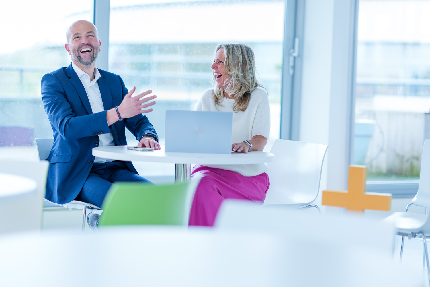 Collega's in overleg